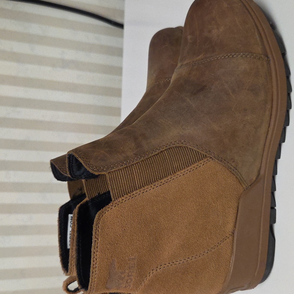Sorel Evie Women's  Velvet Tan Ankle Booties Size 8